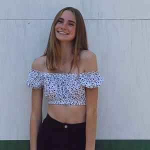 Meet your Posher, Olivia